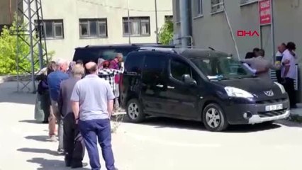 Erzurum menfez duvarına çarpan araçtaki 2'si çocuk, 5 kişi öldü