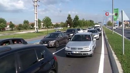 Sakarya’da okullar açıldı, trafik durma noktasına geldi