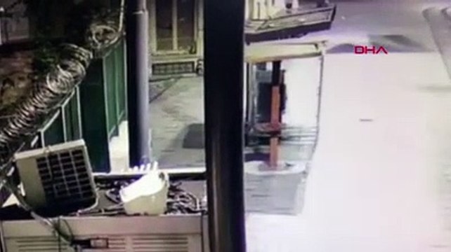 İstiklal Caddesi'nde bıçaklanarak öldürülen İTÜ mezunu, kaçmaya çalışmış