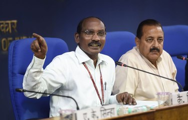 വിക്രം ലാന്‍ഡര്‍ പൂര്‍ണമായും തകര്‍ന്നിട്ടില്ല, ശുഭ പ്രതീക്ഷ