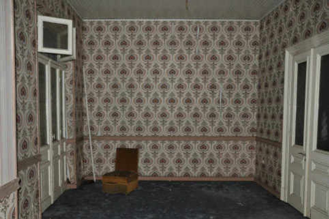 Wie entfernt man Tapete?