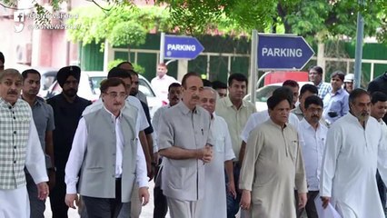 Tharoor's 'Soft Hindutva' Remark Stokes Congress