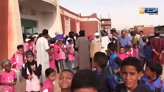 أدرار/ أولياء تلاميذ المدرسة الإبتدائية الصالح ناجمي يحتجون بسبب الإكتظاظ