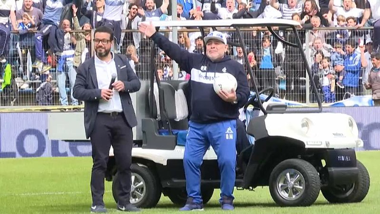 Diego Maradona feiert Comeback als Trainer