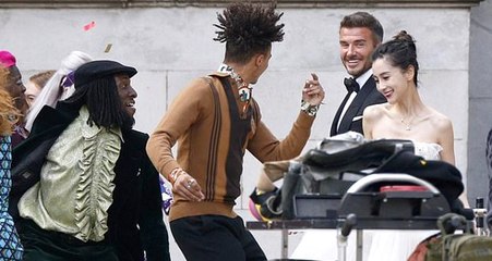 David Beckham, reklam filminde Çinli model ile evlendi