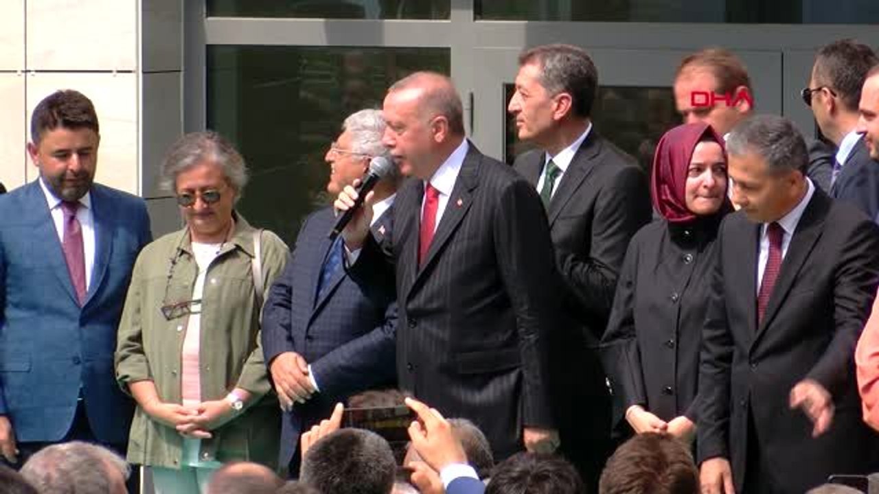 Cumhurbaşkanı erdoğan atatürk fen lisesi'ni gezdi