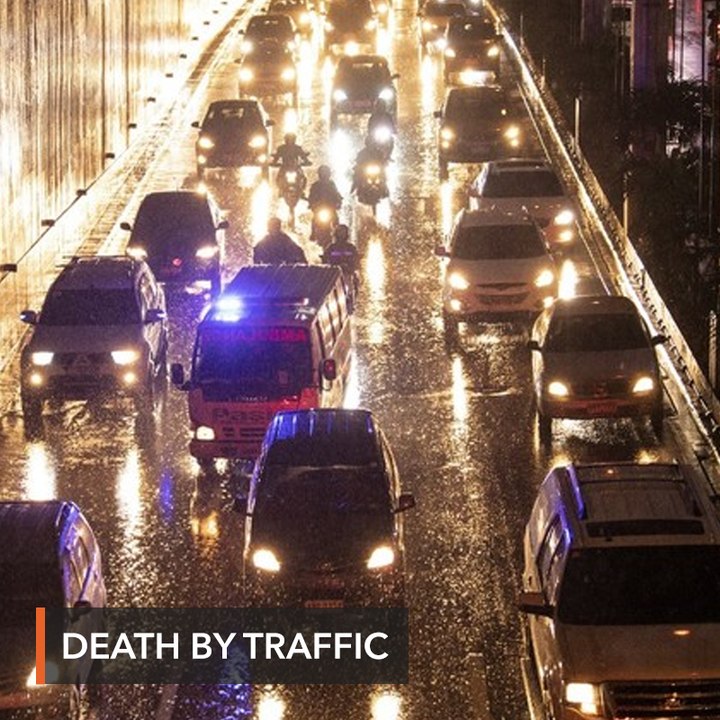 Patients die as Manila traffic jams block ambulances