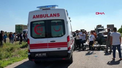 Osmaniye kadirli'de 3 araç çarpıştı, 1'i çocuk 3 kişi öldü