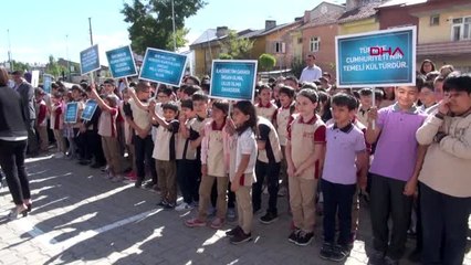 Sivas'ta öğrenciler ders başı yaptı