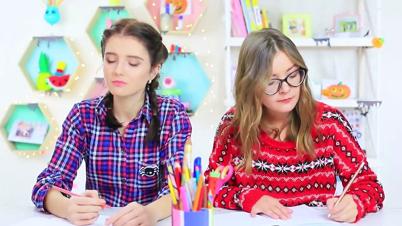 9 Best Halloween Prank Wars! Scary Teacher Pranks On Students! School Pranks! (2)