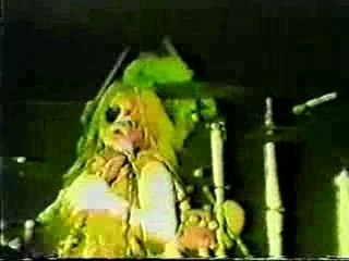 Guns N' Roses - Roxy 1986 - Welcome To The Jungle [live]