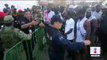 Regresan los bloqueos de migrantes africanos en Tapachula | Noticias con Ciro Gómez Leyva