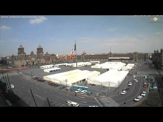 Zócalo del DF: entre plantones, desfiles y ferias