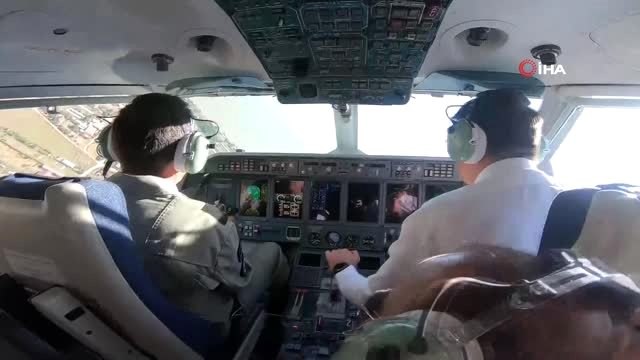 - Bakan Pakdemirli, yangın söndürme uçağını kullanarak test etti- Türkiye'nin Rusya'dan almayı...