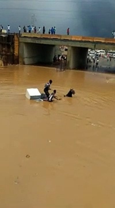 Inondation - Un cheval était à deux doigts de perdre la vie dans les eaux de pluie