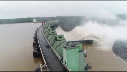 नर्मदा लबालब खोलने पड़े इंदिरासागर बाँध के गेट