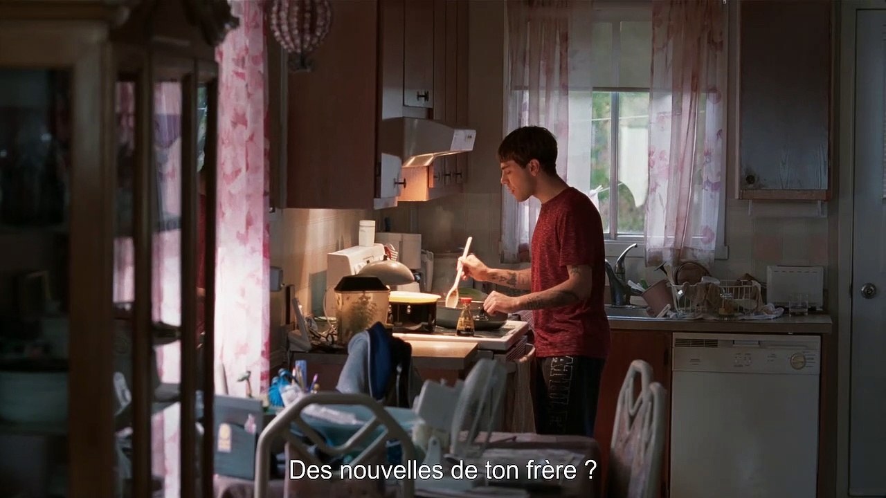 MATTHIAS & MAXIME : Bande annonce du film de Xavier Dolan - Bulles de Culture