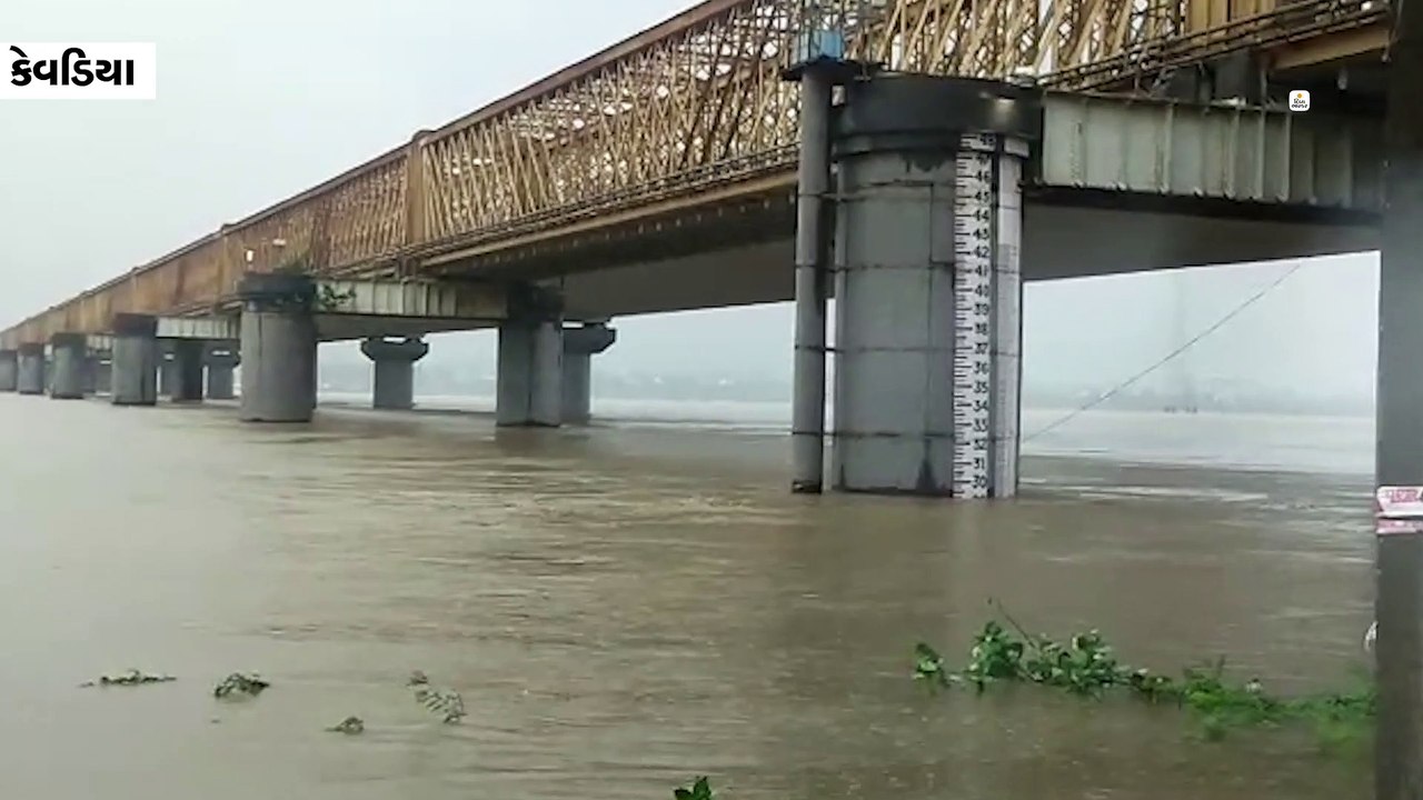 નર્મદા ડેમના 23 દરવાજા પહેલીવાર 4.1 મીટર સુધી ખ...