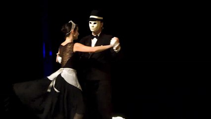 كوميديا التانغو على مسرح الحي الثقافي كتارا