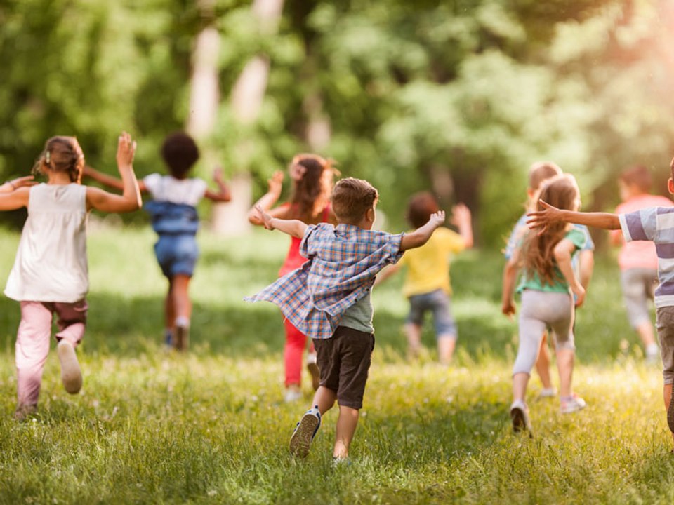¿Por qué los niños parecen incansables?