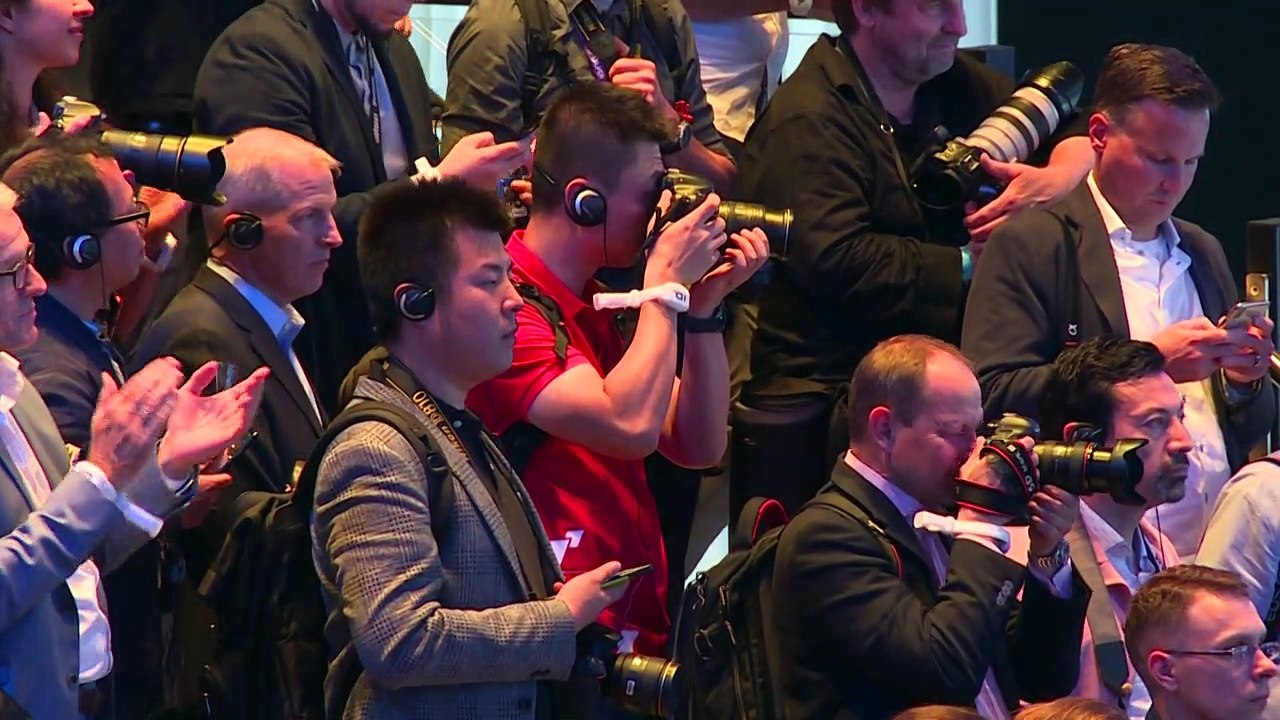 Voll elektrisch aus der Krise: VW präsentiert Kleinwagen ID.3