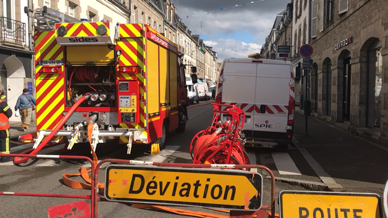 Pontivy. Fuite de gaz rue Nationale : une quinzaine de commerces évacués