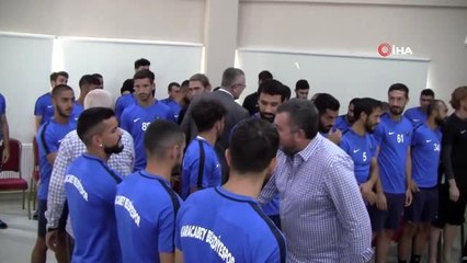 Karacabey Belediyespor'a baklavalı moral