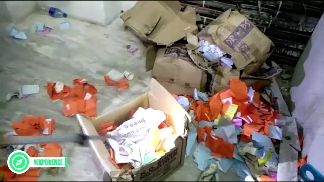 கோவில் டிக்கெட் கவுண்டரில் பாம்பு..அதிர்ந்து போன மக்கள்..!