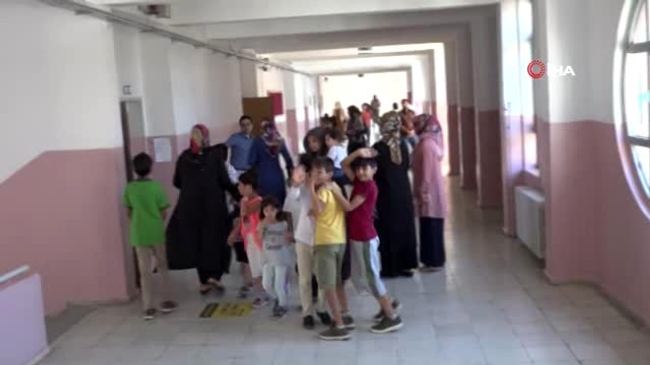 Seçmeli ders Zazaca'nın ders kitabı çıktı