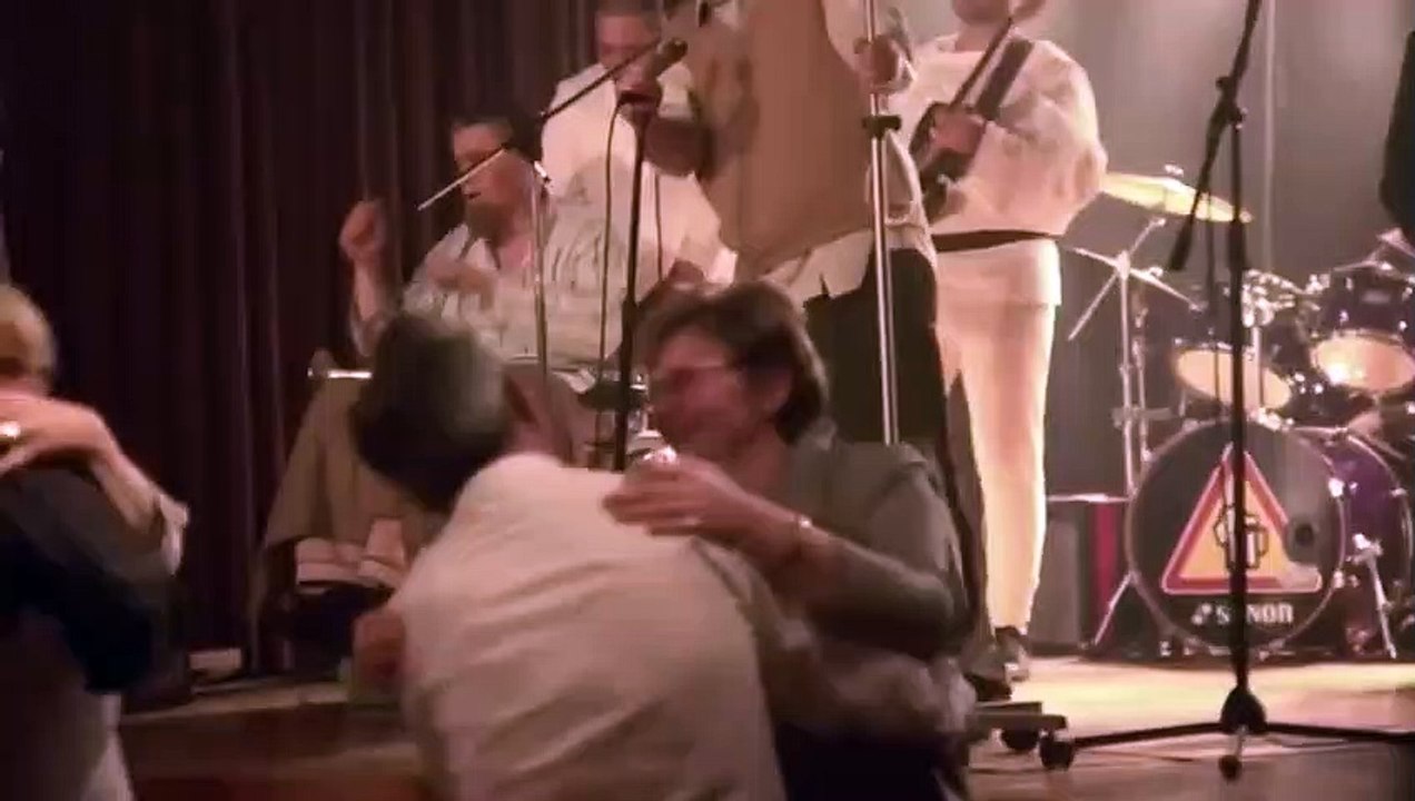 HLADNO PIVO - Biološki sat (OFFICIAL VIDEO)