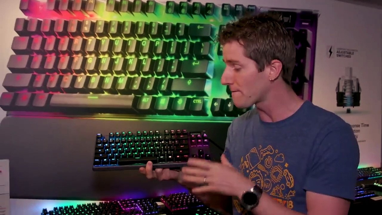 Why does this keyboard have a MAGNET in every key - Steelseries Apex Pro First Look