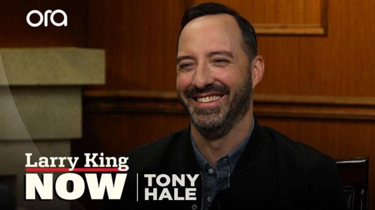 "She's just an absolute joy": Tony Hale on working with 'Veep' co-star Julia Louis-Dreyfus