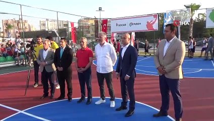 Aliağa’da basketbol sahaları hizmete açıldı