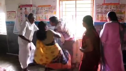 Download Video: ஸ்கூல் பாத்ரூமில்.. ஜெயந்தியுடன்.. ஆசிரியருக்கு தர்ம அடி கொடுத்த ஊர் மக்கள்