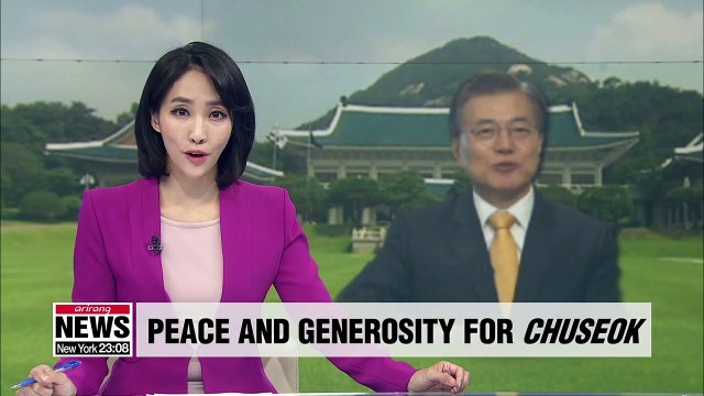 Moon wishes all Koreans a warm and peaceful Chuseok holiday