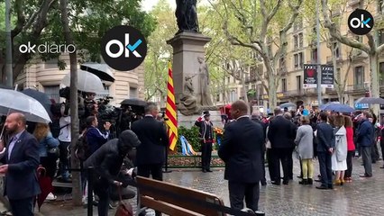 Ponen el himno de España a todo volumen en pleno acto de la Diada