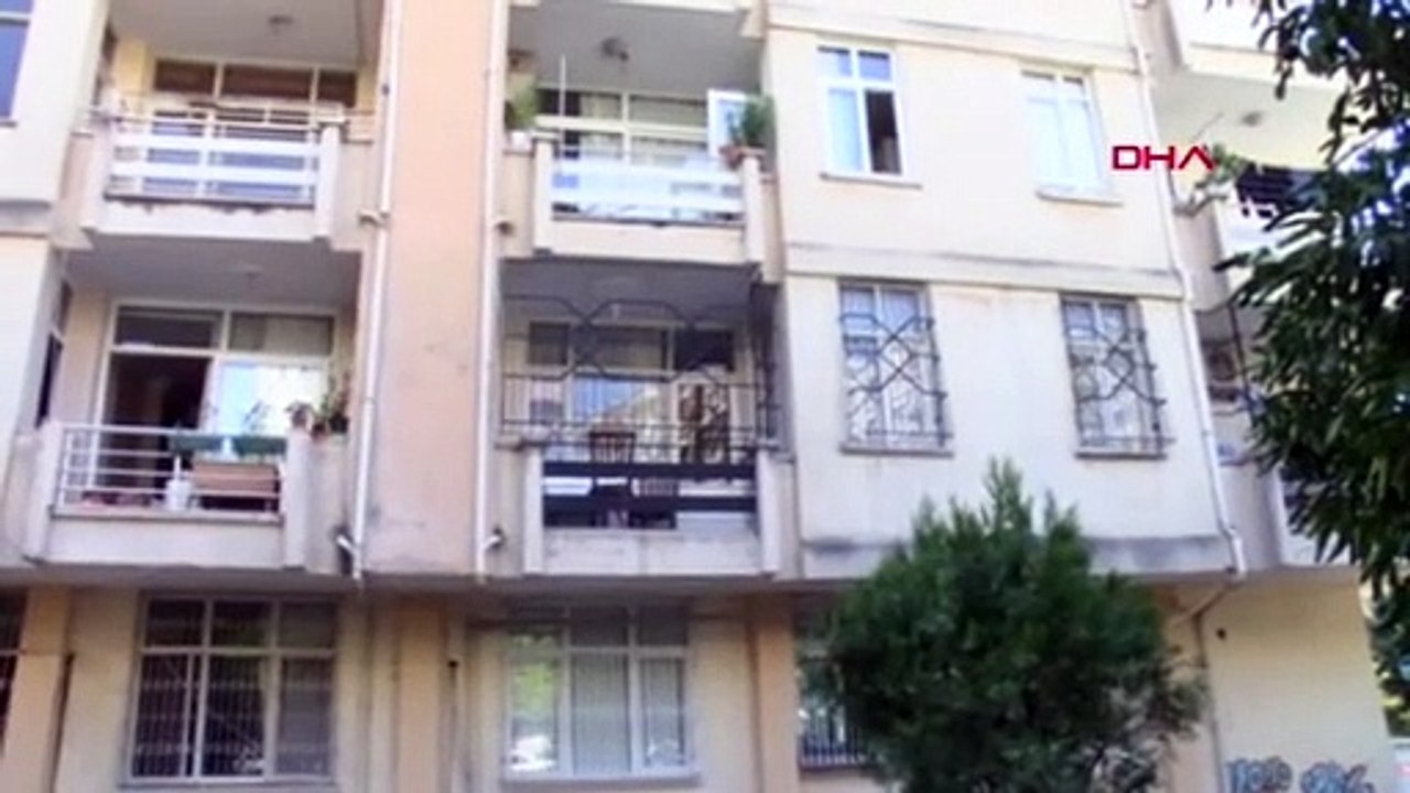 Oğlu menemeni beğenmeyince anne balkondan atladı