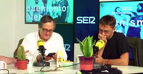 Francisco Marhuenda y Monedero cantando juntos y con amor