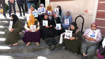 HDP Binası Önündeki Acılı Aileler 23'e Yükseldi