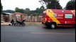 Duas pessoas se ferem em acidente na Rua Ipanema
