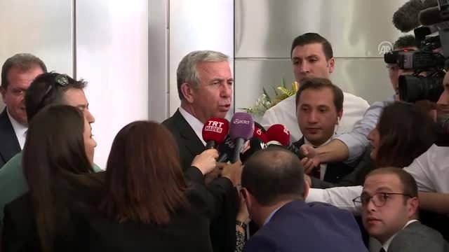 Mansur Yavaş: (Büyükşehir Belediye Başkanları Toplantısı) Yerel yönetimleri ilgilendiren bir konu