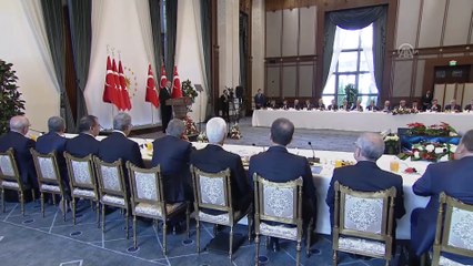 Cumhurbaşkanı Erdoğan: 'Hizmet söz konusu olduğunda hiç bir belediye başkanının partisine bakmadık' - ANKARA