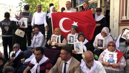 Download Video: Diyarbakır annelerinin oturma eylemine destek ziyaretleri - DİYARBAKIR