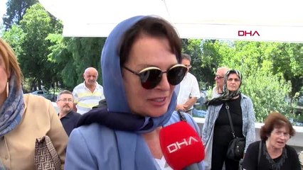 Sanatçılardan diyarbakır'da nöbet tutan annelere destek