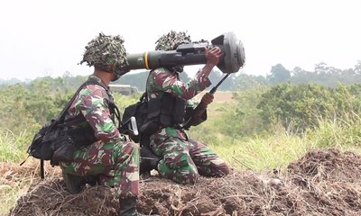 Kontak Senjata Brigade Infanteri 17 Kostrad di Baris Depan | Antar Kecabangan TNI AD 2019 (2)