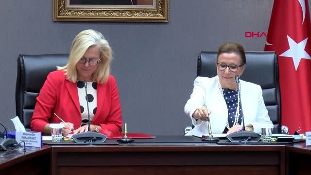 Bakan pekcan hollanda ile aramızdaki ticaret hacmini 10 milyar dolara çıkabiliriz