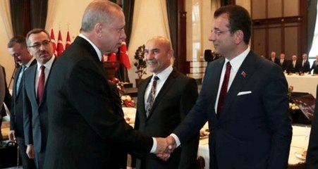 Sandalyeden düşen İmamoğlu ile Erdoğan arasında komik diyalog: Parasını ödemen lazım