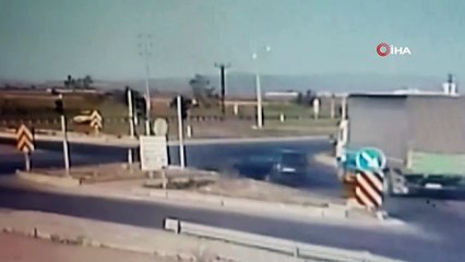Bursa-İzmir Karayolu'nda dehşet veren kaza kamerada
