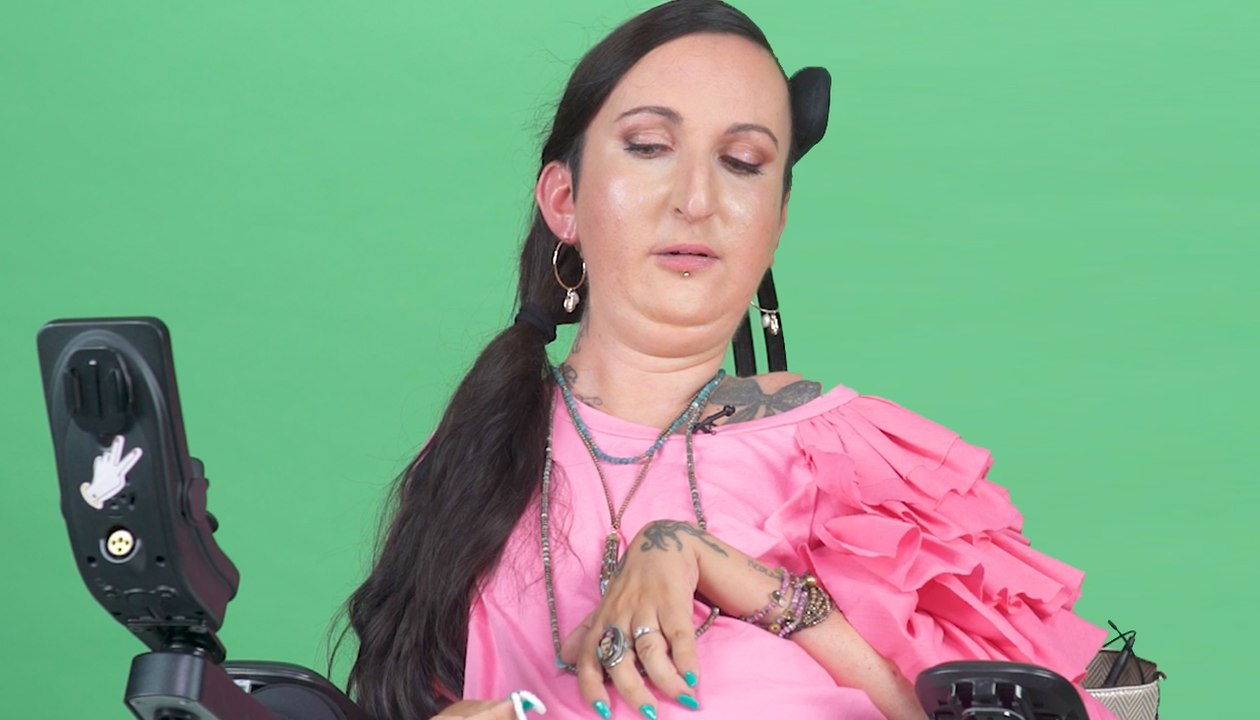 Traverser le monde en fauteuil - Le Speech de Lucie