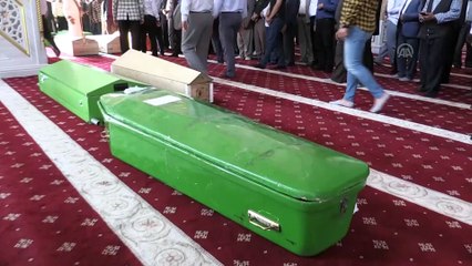 Minibüsün şarampole devrilmesi - 10 kişinin cenazesi defnedildi - BİTLİS